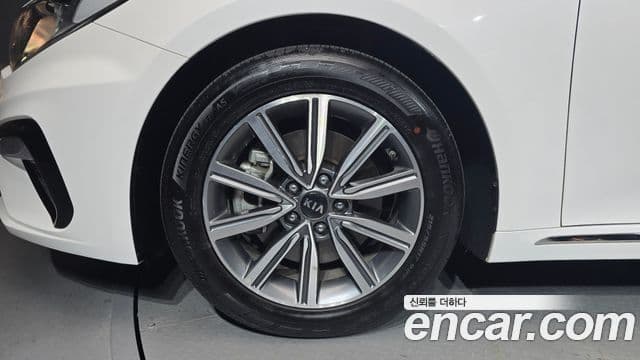 Kia The / новый New K5 2세대 Prestige, 2020 все фото