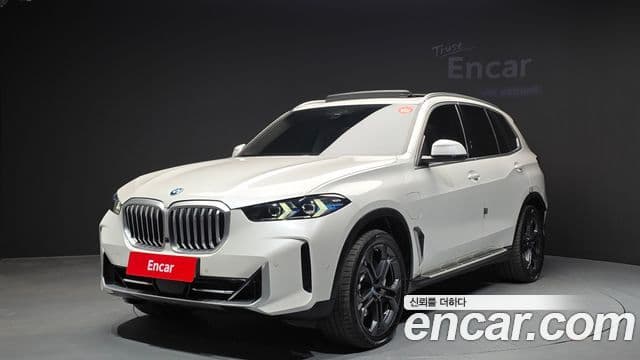 BMW X5 (G05) xDrive 50e xLine, 2024 1