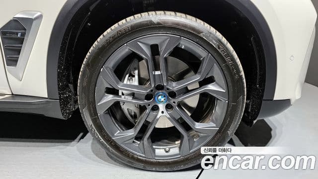 BMW X5 (G05) xDrive 50e xLine, 2024 все фото