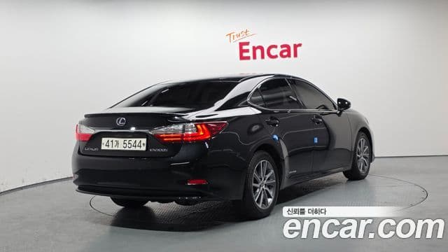 Lexus New ES300h XV60, 2018 2