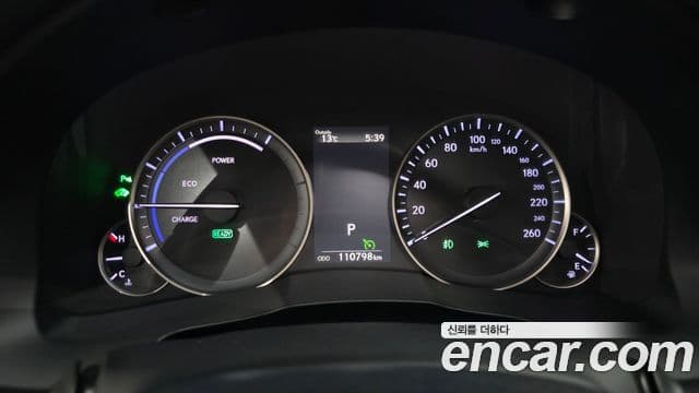 Lexus New ES300h XV60, 2018 8