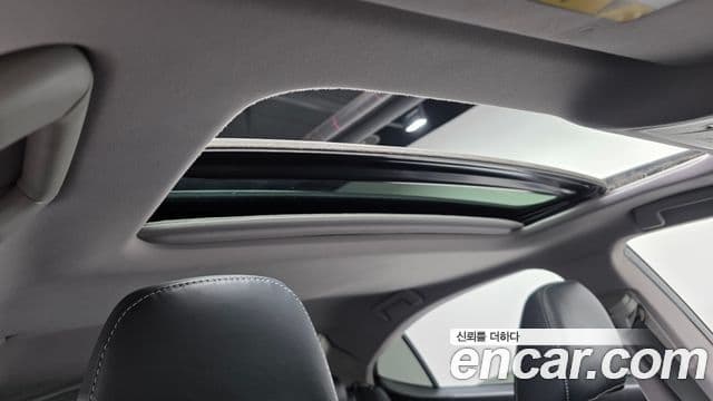 Lexus New ES300h XV60, 2018 17