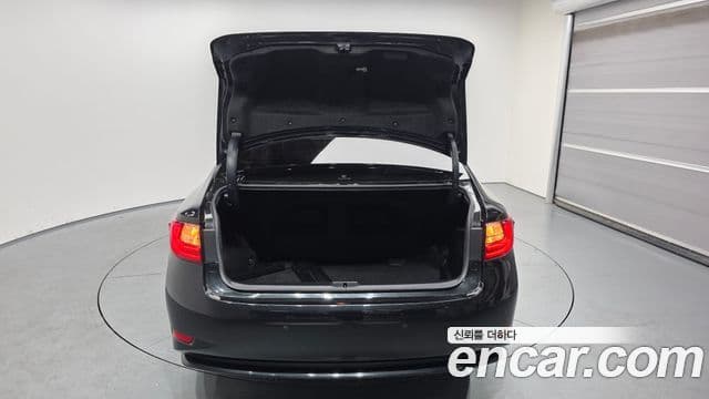 Lexus New ES300h XV60, 2018 20