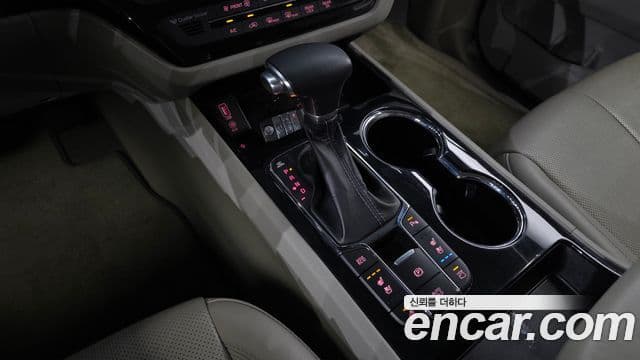 Kia The / новый New Carnival Special, 2019 9