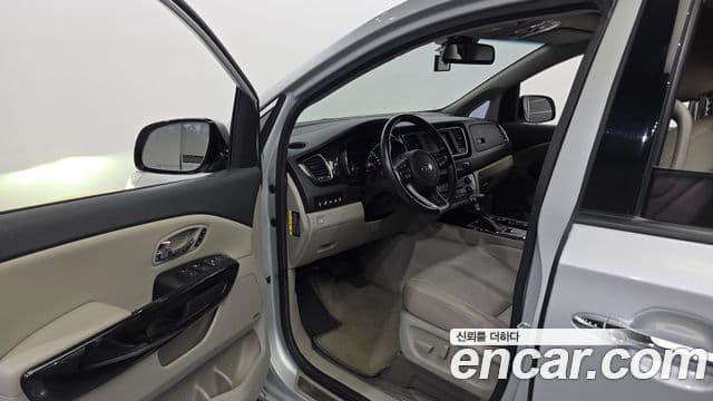 Kia The / новый New Carnival Special, 2019 10