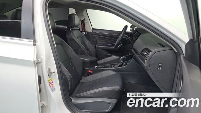 Volkswagen Jetta 7세대 Prestige, 2023 10