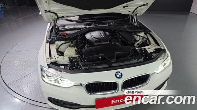 BMW 3시리즈 (F30), 2016 6