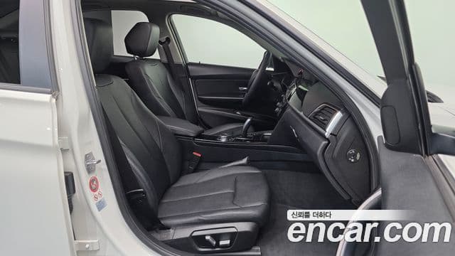 BMW 3시리즈 (F30), 2016 10