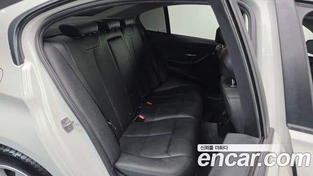 BMW 3시리즈 (F30), 2016 12