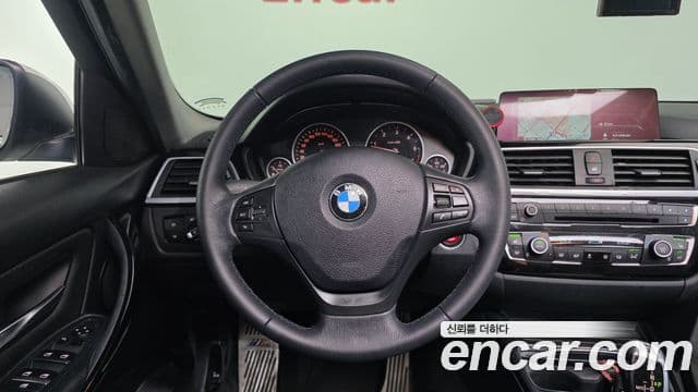 BMW 3시리즈 (F30), 2016 13