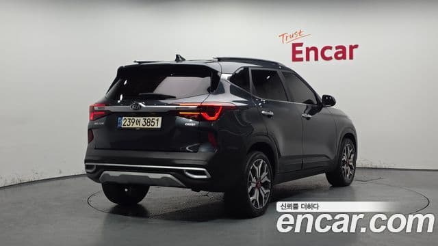 Kia Seltos Signature, 2022 2