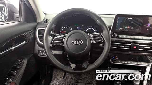 Kia Seltos Signature, 2022 13