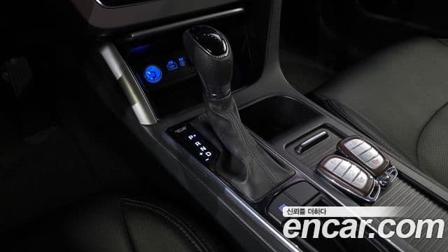 Hyundai LF Sonata Style, 2015 9