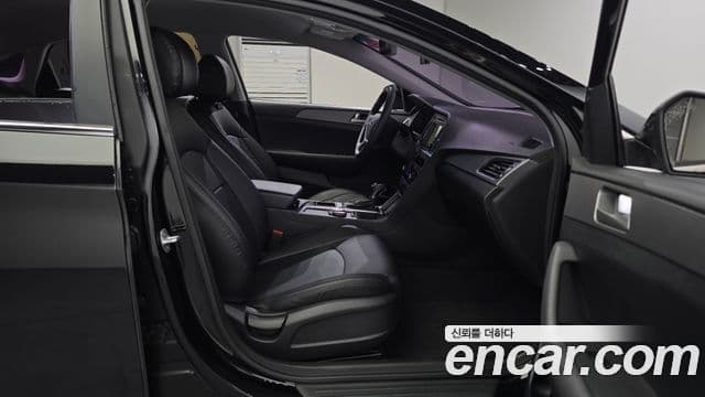 Hyundai LF Sonata Style, 2015 13