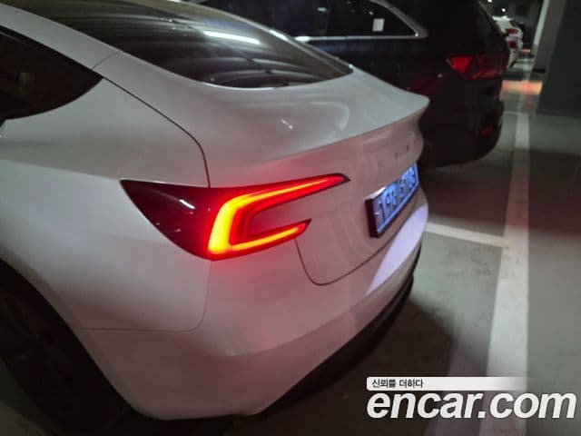 Tesla модель 3, 2024 все фото