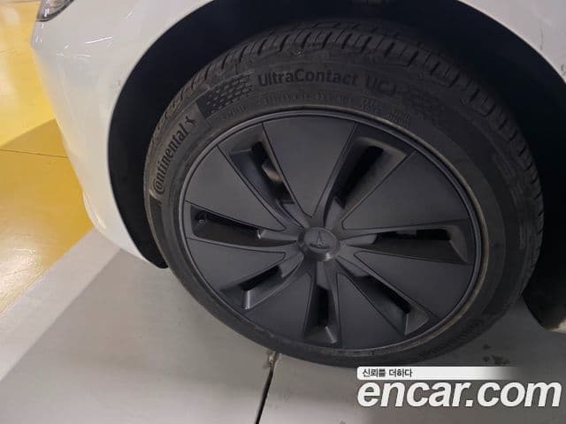 Tesla модель 3, 2024 6