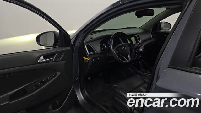 Hyundai All New Tucson Modern, 2016 10