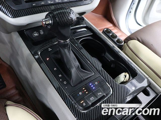 Kia All New Carnival Noblesse, 2016 9