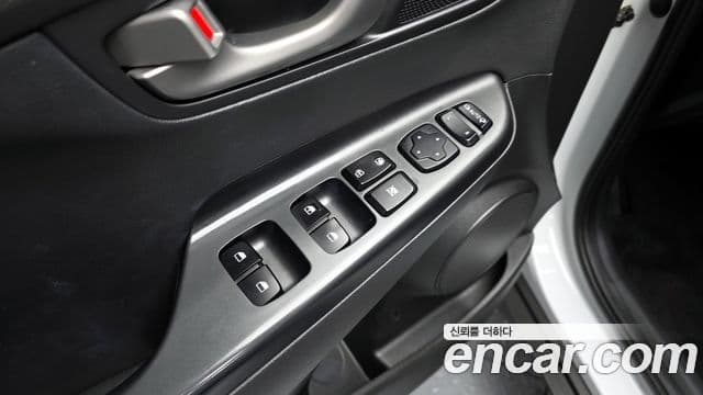 Hyundai Kona Modern, 2018 18