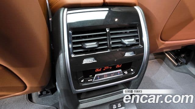 BMW X7 (G07) xDrive 40d M Sport 6인승, 2025 18