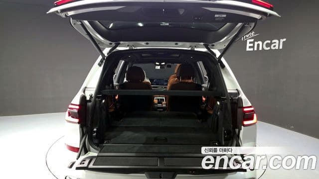 BMW X7 (G07) xDrive 40d M Sport 6인승, 2025 20