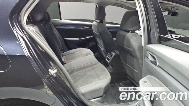 Volkswagen Гольф 8세대 Prestige, 2023 12