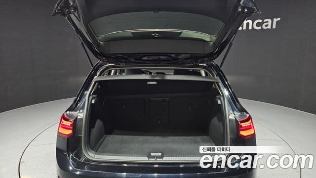 Volkswagen Гольф 8세대 Prestige, 2023 20