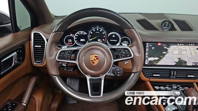 Porsche Cayenne (PO536) 3.0 E-гибрид, 2021 14