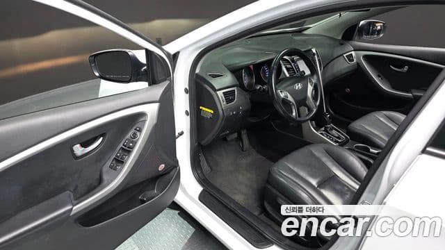 Hyundai The / новый New i30 2.0 PYL, 2016 11