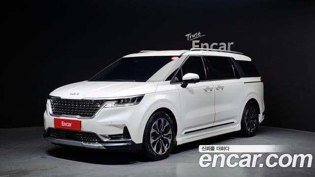 Kia Carnival 4세대 Signature, 2021 1