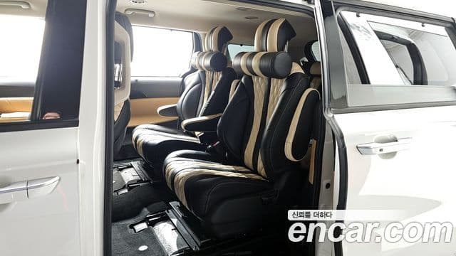 Kia Carnival 4세대 Signature, 2021 11