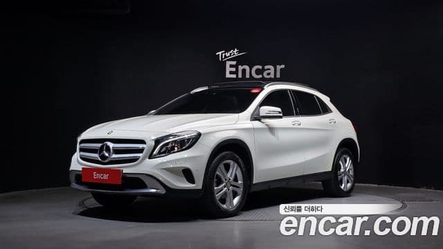 Mercedes-Benz GLA-класс X156 GLA200 d, 2017 1