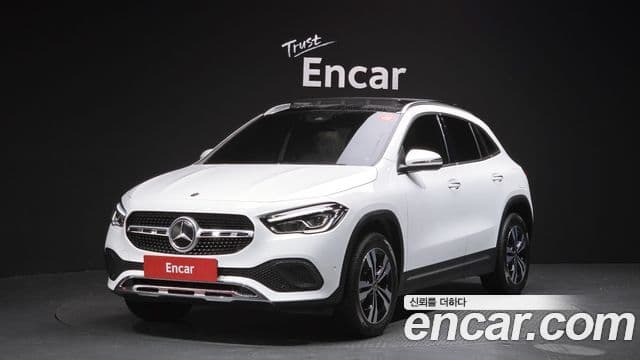 Mercedes-Benz GLA-класс H247 GLA220, 2021 1