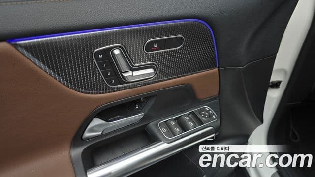 Mercedes-Benz GLA-класс H247 GLA220, 2021 17