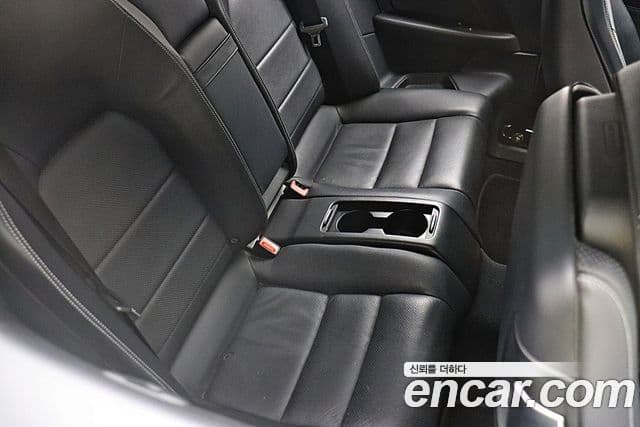 Mercedes-Benz E-класс W212 E200 кабриолет, 2016 10