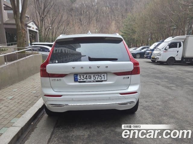 Volvo XC60 2세대 B5 Ultimate Bright, 2023 4