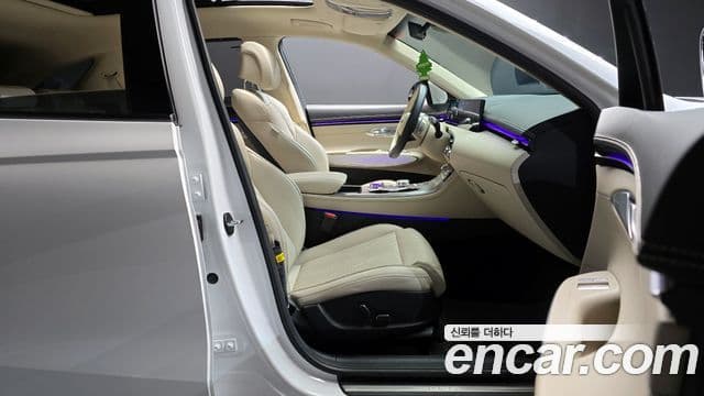 Genesis GV70, 2025 10