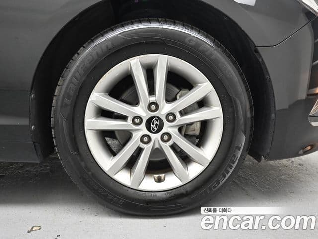 Hyundai LF Sonata Modern, 2016 все фото