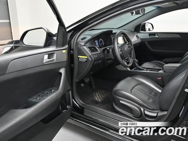 Hyundai LF Sonata Modern, 2016 11