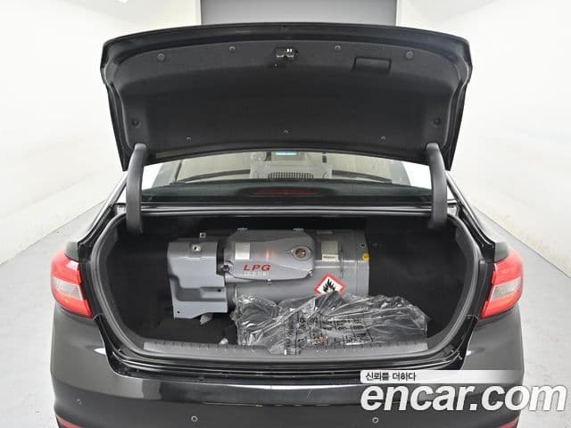 Hyundai LF Sonata Modern, 2016 19