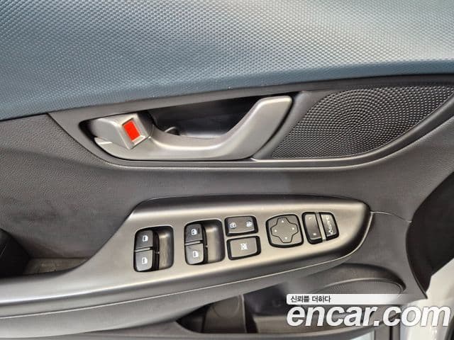 Hyundai Kona гибрид Special, 2020 все фото