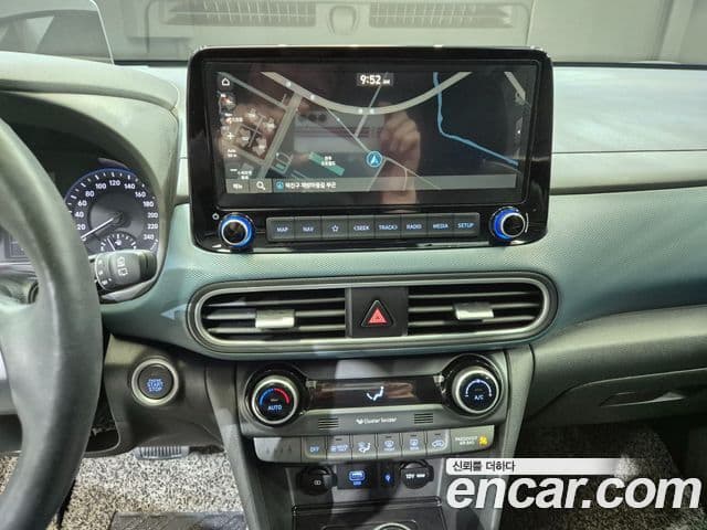 Hyundai Kona гибрид Special, 2020 9