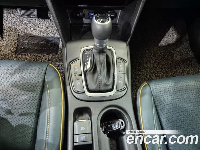 Hyundai Kona гибрид Special, 2020 10