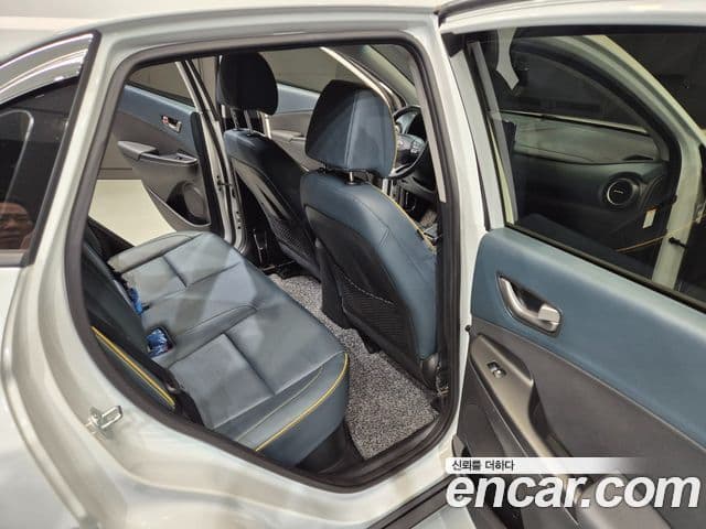 Hyundai Kona гибрид Special, 2020 16