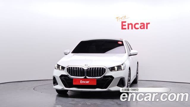 BMW 5시리즈 (G60) 520i M Sport, 2025 3