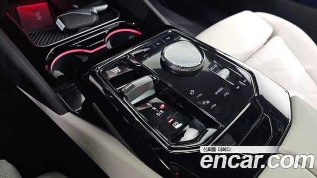 BMW 5시리즈 (G60) 520i M Sport, 2025 9