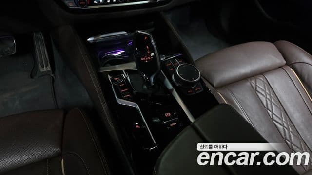 BMW 5시리즈 (G30) 530i M Sport, 2022 9