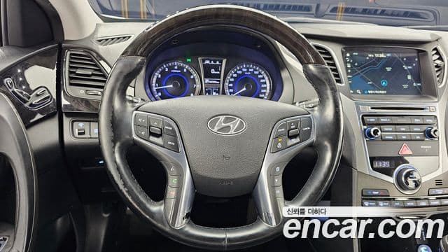 Hyundai Grandeur HG Modern, 2015 13