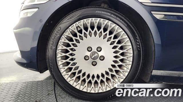 Genesis G80 (RG3) бензин 2.5 турбо AWD, 2021 все фото