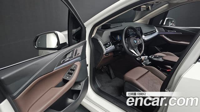 BMW 2시리즈 active 투어러 (U06) 220i M Sport Design, 2025 11